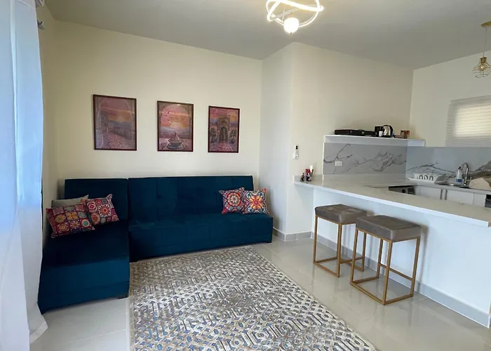 Casa Esmeralda Gurdaka